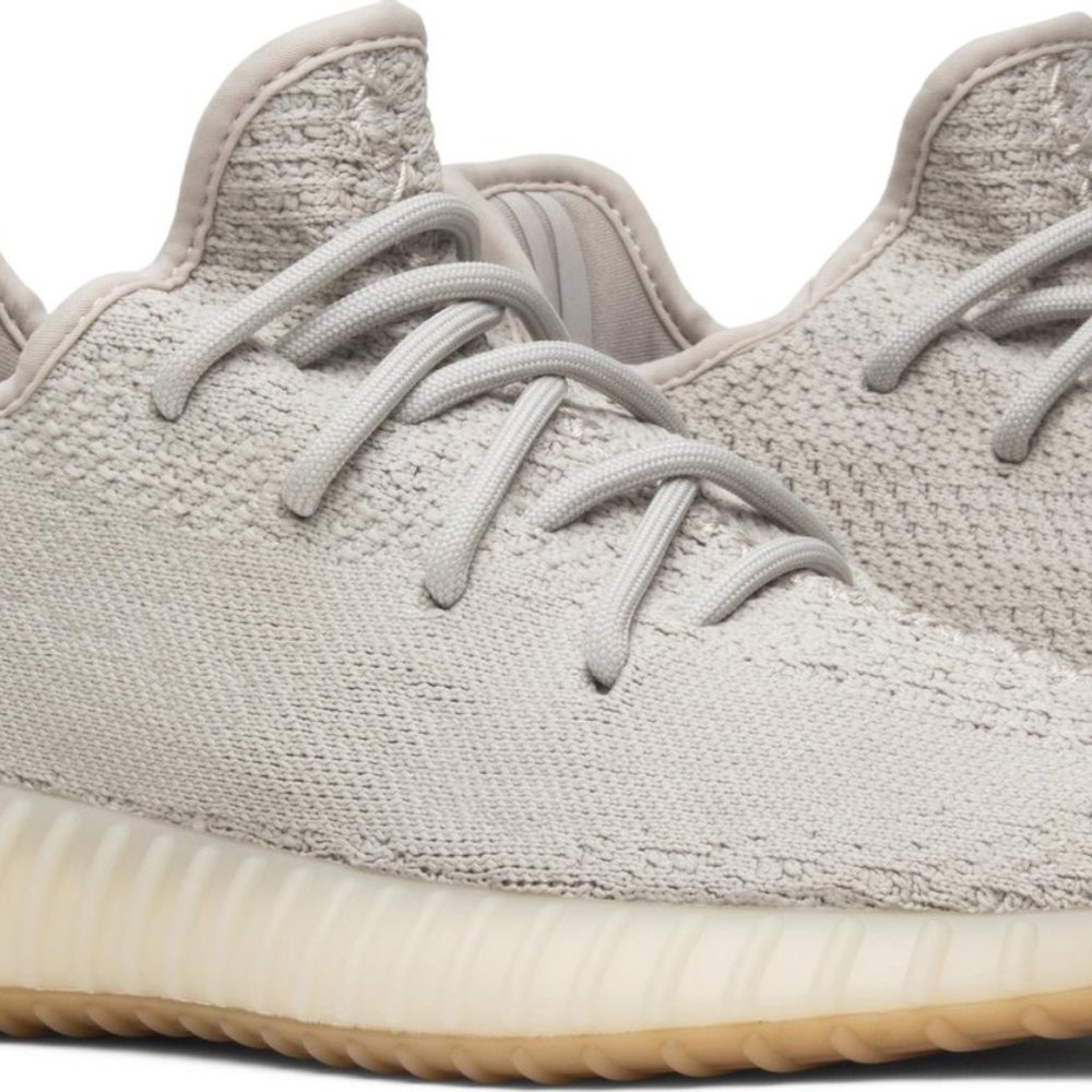 Like New 2018 Yeezy Sesame Men's 6.5 Women's 8 🤩